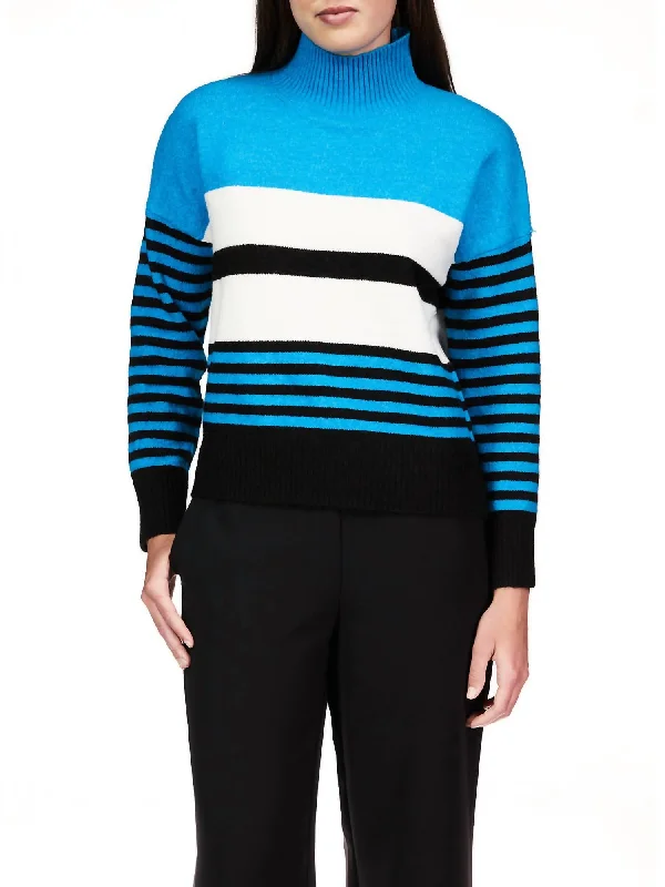 V - Neck Women Sweater to Elongate the NecklineV - Neck Women Sweater to Elongate the NecklineCruise Sweater In Blue Moon Stripe