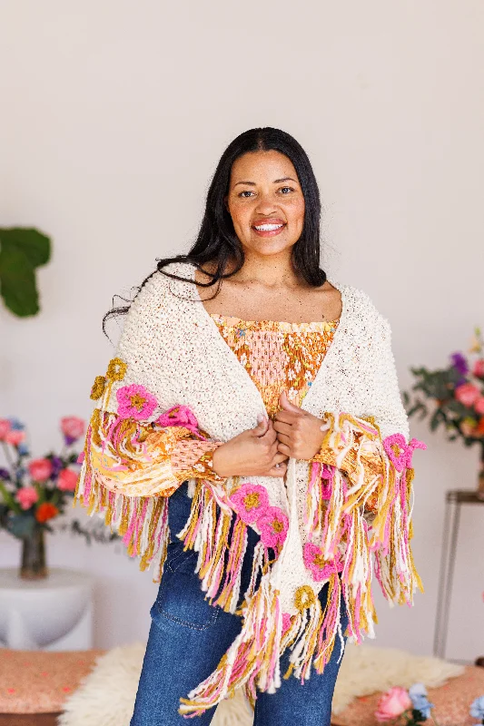 Striped Women Sweater with a Timeless PatternStriped Women Sweater with a Timeless PatternSunnyside Shawl Kit