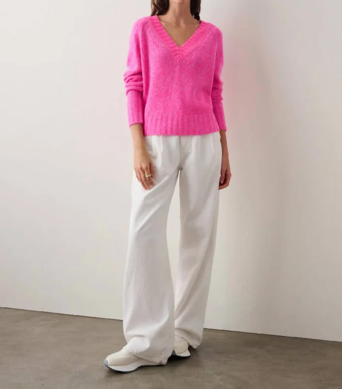 Long - Sleeve Women Sweater with Ribbed CuffsLong - Sleeve Women Sweater with Ribbed CuffsCashmere Air Plush V-Neck In Pink Marl