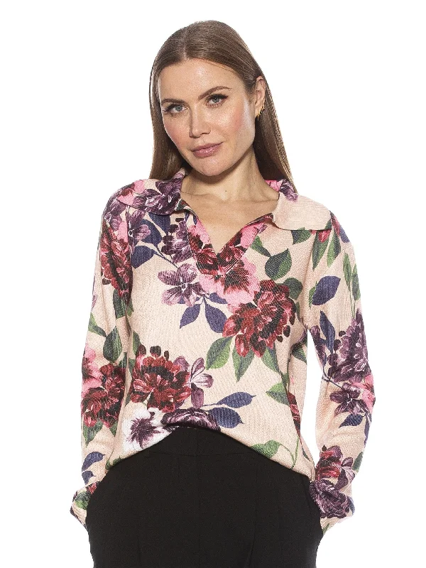 Cable - Knit Women Sweater with Intricate PatternsCable - Knit Women Sweater with Intricate PatternsEvander Floral Sweater