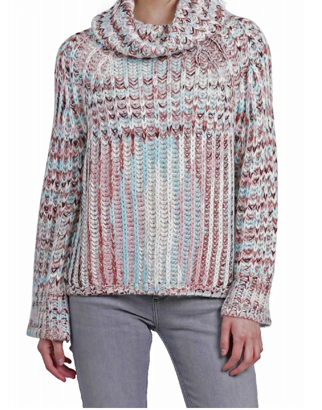 Cropped Women Sweater to Pair with High - Waisted BottomsCropped Women Sweater to Pair with High - Waisted BottomsMimi Chunky Turtleneck Sweater In Pink Multi