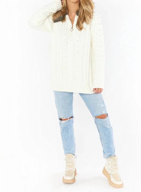 Oversized Women Sweater for a Cozy and Fashionable LookOversized Women Sweater for a Cozy and Fashionable LookSun Valley In Cream