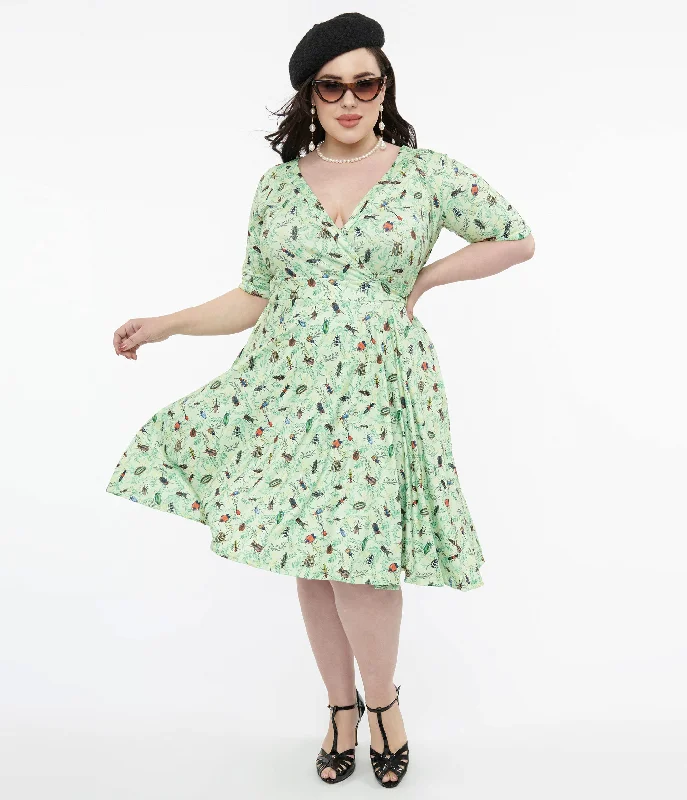 Empire Waist Women Dress to Accentuate the Bust and Conceal the WaistDolly & Dotty 1950s Mint Green Nothing But Bugs Print Matilda Wrap Dress