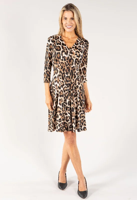 Mermaid - Style Women Dress with a Fitted Silhouette for Special OccasionsButtoned V Neck Leopard Print Dress