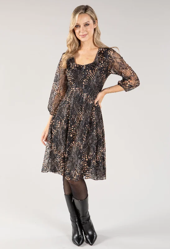 Plus Size Women Dress with a Flattering A - Line Cut for Comfort and StylePrinted Lace Buttoned Square Neck Dress