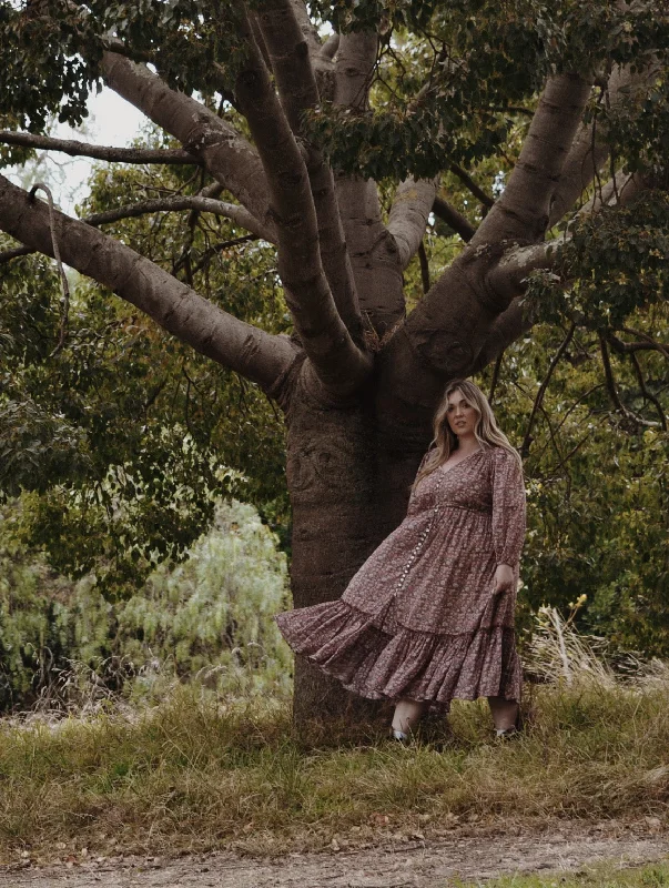 Pleated Women Dress with a Timeless and Elegant TextureSMALL RESTOCK - MAÈLI MIDI DRESS BROWN FLORAL