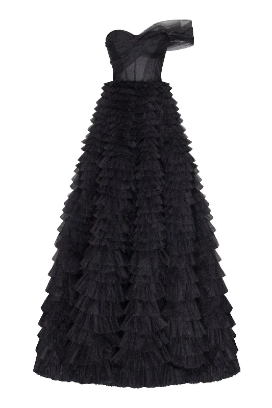 Sheath Women Dress with a Tailored Fit for a Professional LookTimeless one-shoulder frill-layered ball gown in black