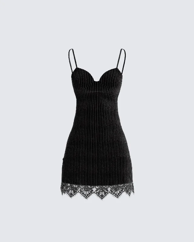 Backless Women Dress for a Sexy and Alluring Look at Evening EventsYira Black Lace Trimmed Dress