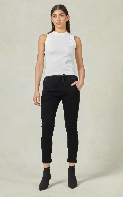 Light - wash women jeans for a fresh and summery appearanceActive Denim Black Jeans