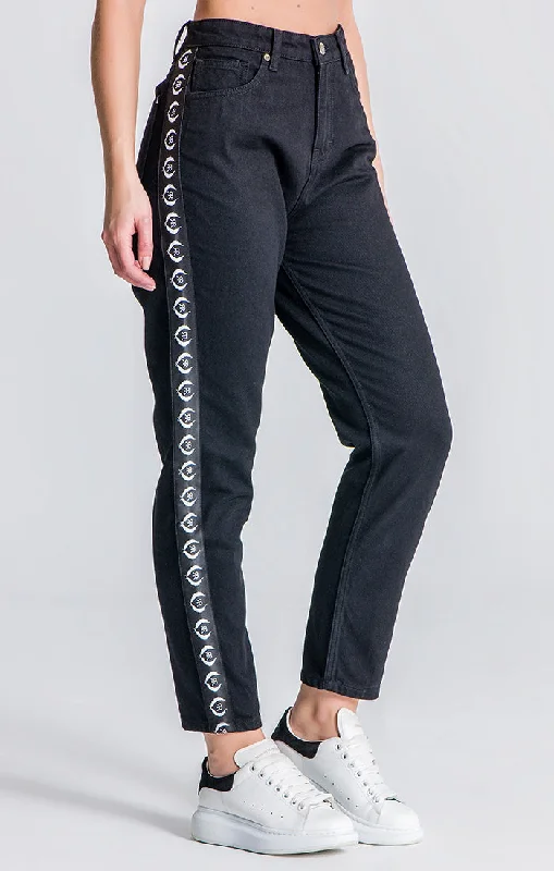 Embellished women jeans with studs or rhinestones for a glamorous touchBlack RR Mom Fit Jeans