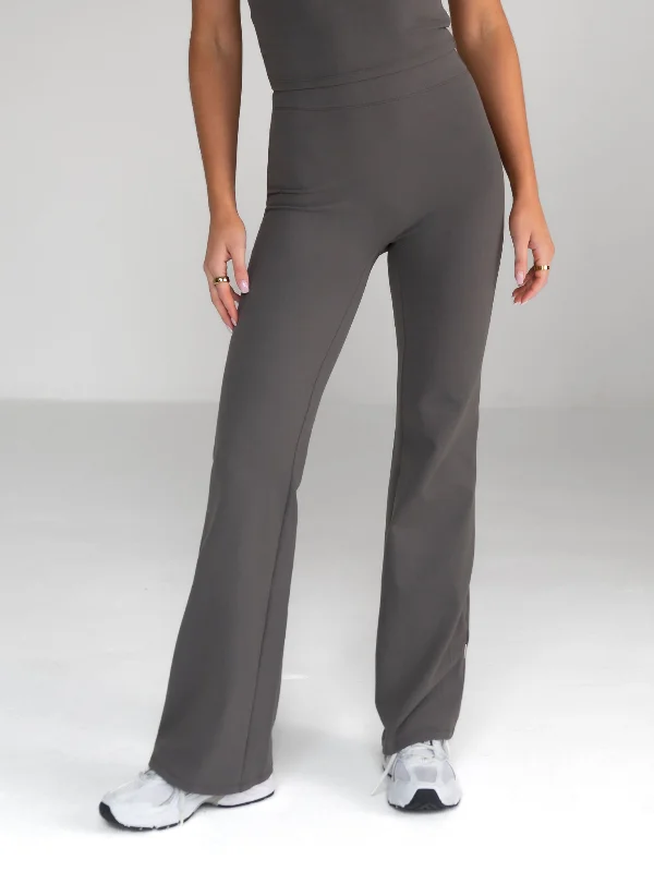 Jeggings women jeans combining the comfort of leggings and style of jeansAlessia Flared Trousers - Charcoal