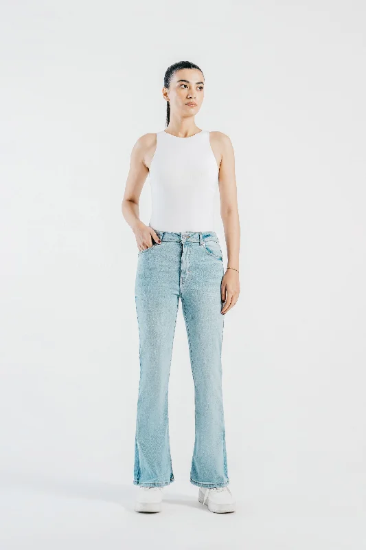 High - rise flare women jeans for a 70s - inspired lookSkinny Flared Denim Jeans