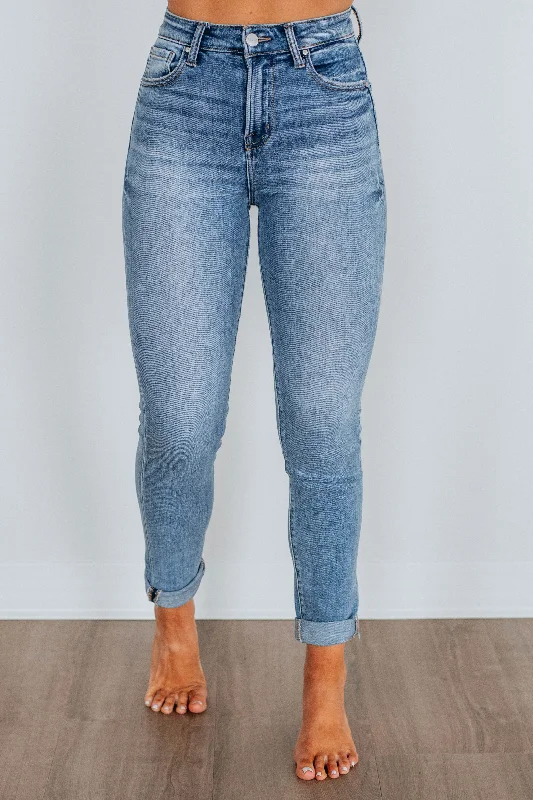 Embroidered women jeans with intricate patternsKassidy Risen Jeans