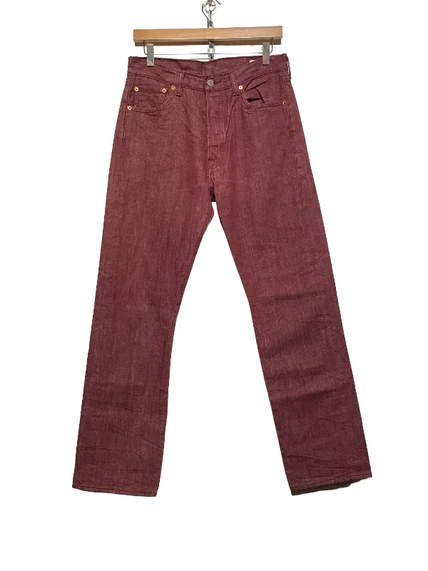 High - waisted women jeans for a flattering silhouetteLevi Burgundy Jeans (31X32)