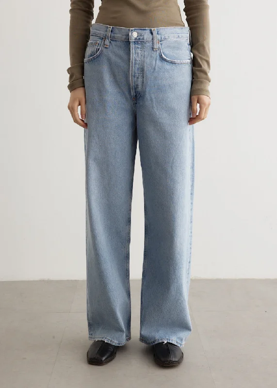 Straight - leg women jeans with a classic and timeless appealLow Slung Baggy Jeans