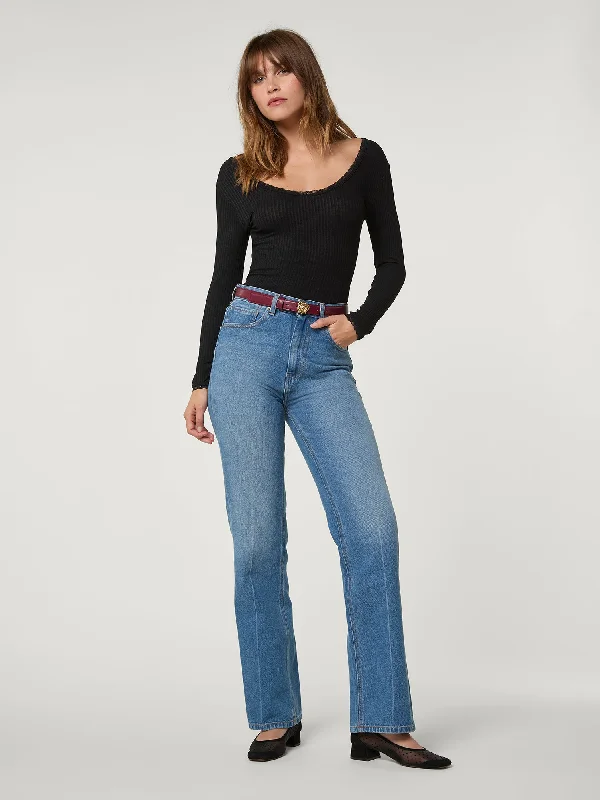 Mom jeans for a nostalgic and casual lookMADELEINE Jeans