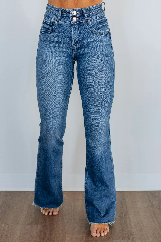 Dark - wash women jeans for a sophisticated and slimming effectWilder Risen Jeans