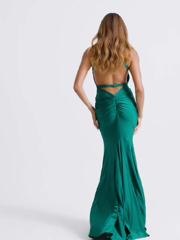 Mini Women Dress with a Short Hem for a Young and Trendy StyleFaviana Chic Open Back Prom Dress S10646