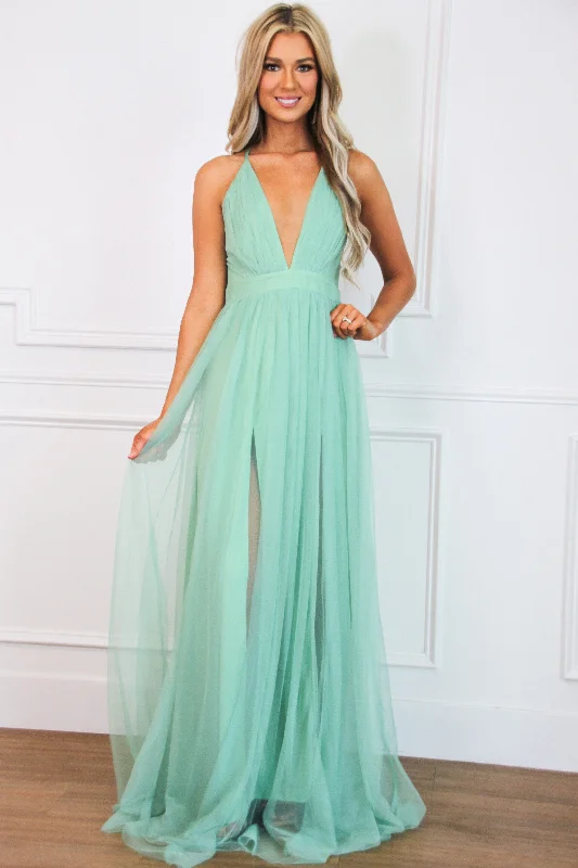 Mermaid - Style Women Dress with a Fitted Silhouette for Special OccasionsForever Love Maxi Dress: Sage