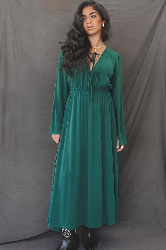 Backless Women Dress for a Sexy and Alluring Look at Evening EventsCool Calm And Looking Good Hunter Green Maxi Dress