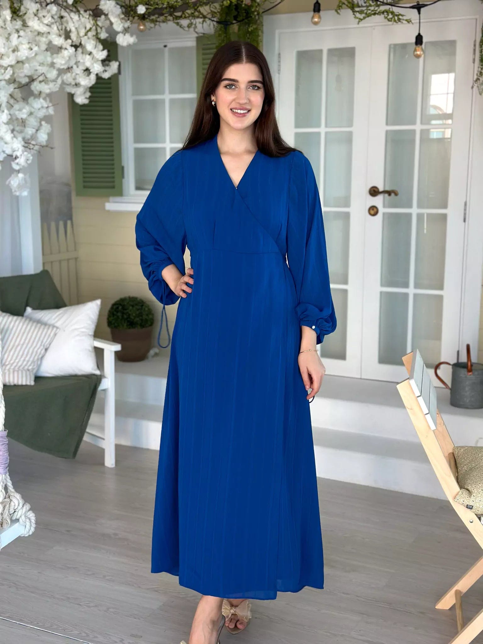 Long - Sleeve Women Dress in Velvet for a Luxurious Winter LookImperial Blue Long Dress