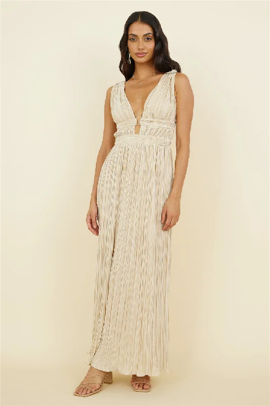 Mini Women Dress with a Short Hem for a Young and Trendy StyleJupiter Calling Maxi Dress Beige