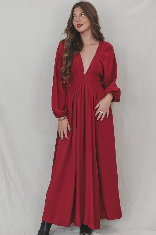 Mermaid - Style Women Dress with a Fitted Silhouette for Special OccasionsAll So Merry And Bright Merlot Maxi