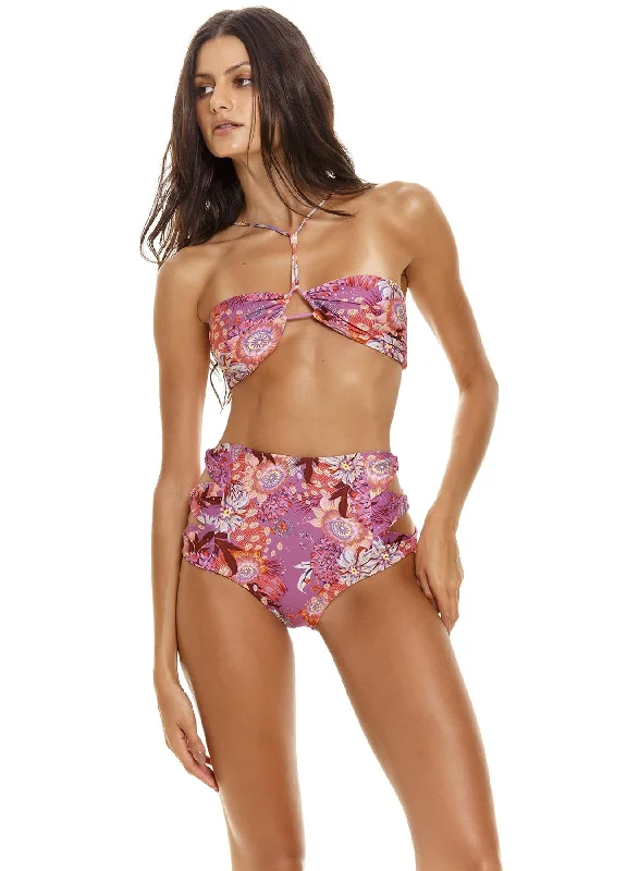 Lace - trimmed bikini for an elegant and romantic touchErma Boreal Top